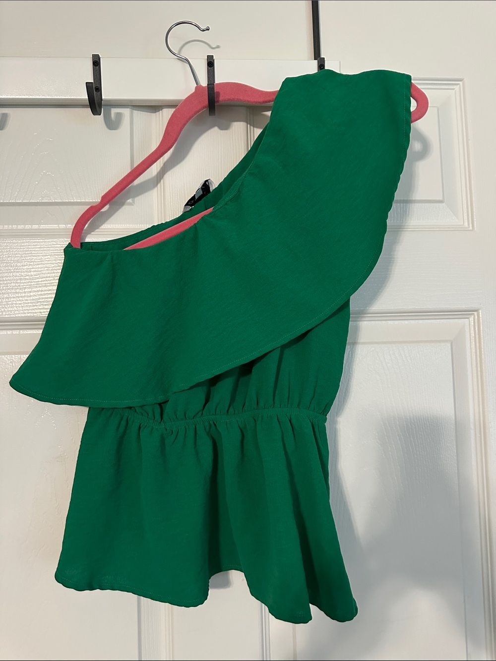 Gilli Emerald Green Sleeveless Top